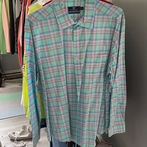 Vineyard vines dress shirt